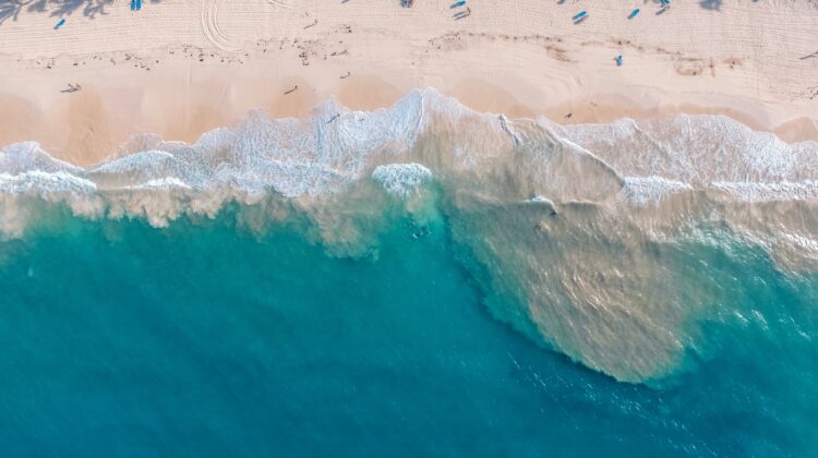 Vista aérea de una playa en Punta Cana