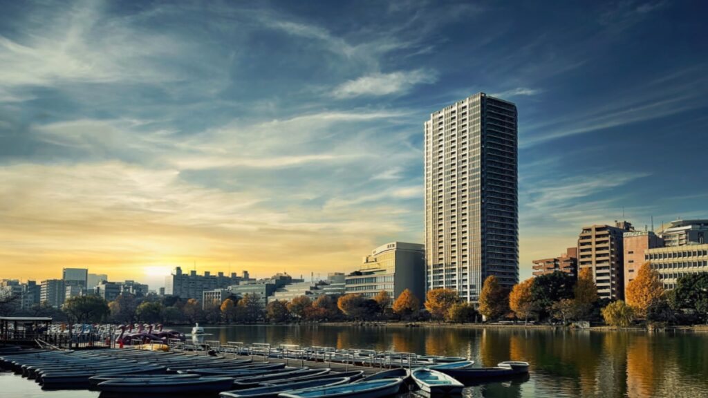 Estanque Shinobazu en Parque Ueno