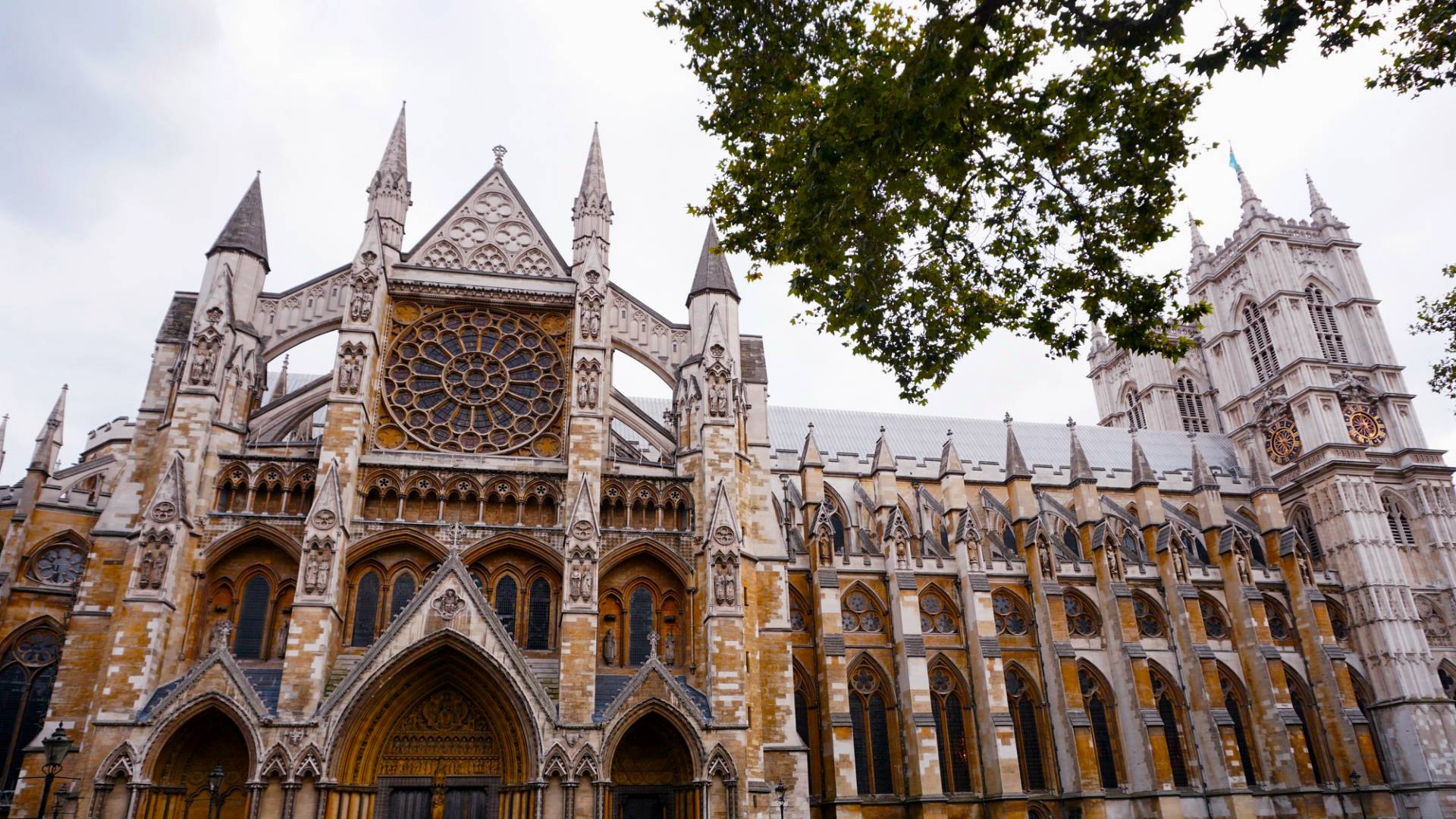 Fachada de la Abadía de Westminster