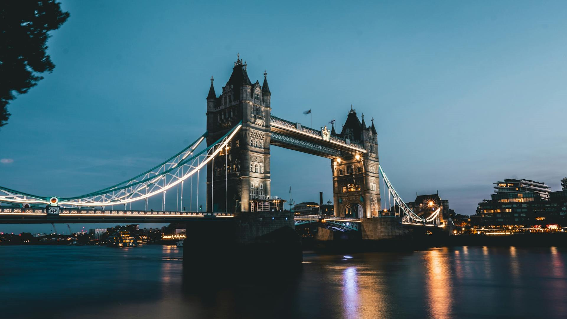 Atardecer en el Tower Bridge