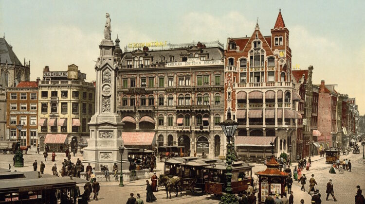 Edificios de la Plaza Dam