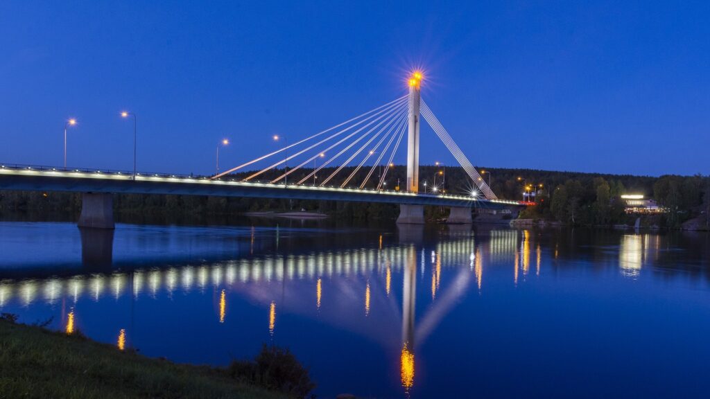 Panorámica del puente de Rovaniemi