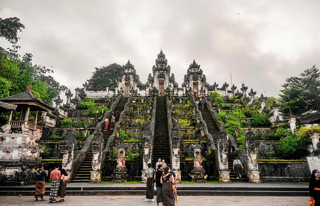 Exterior del templo Lempuyang en Bali Exterior del templo Lempuyang en Bali
