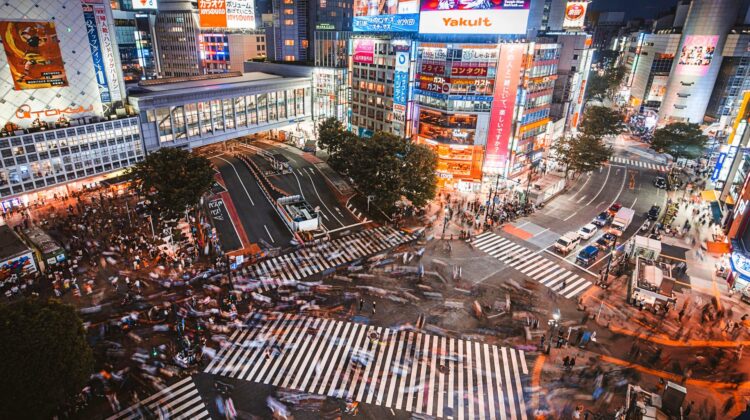Cruce de Shibuya de noche