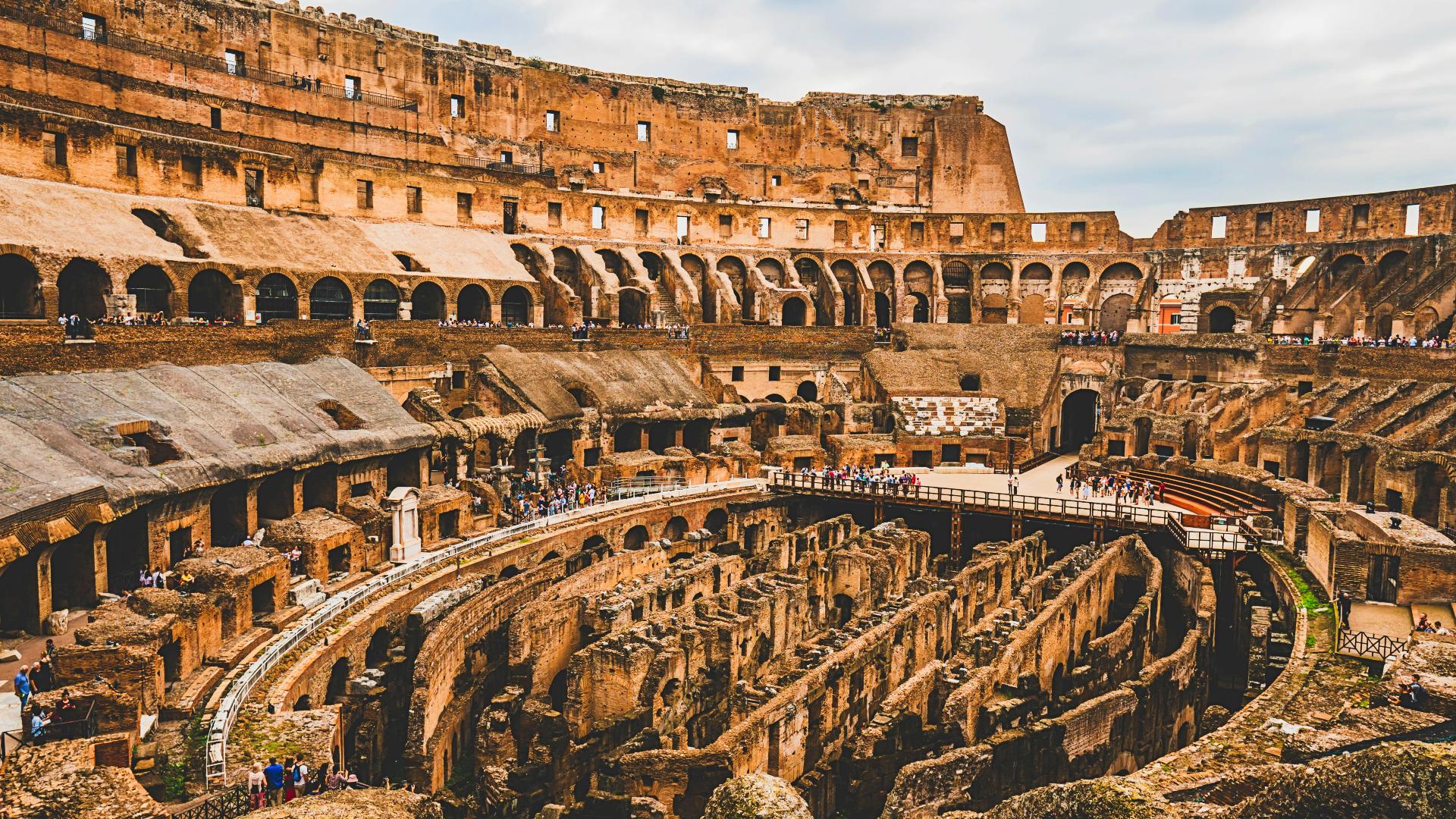Interior del Coliseo romano