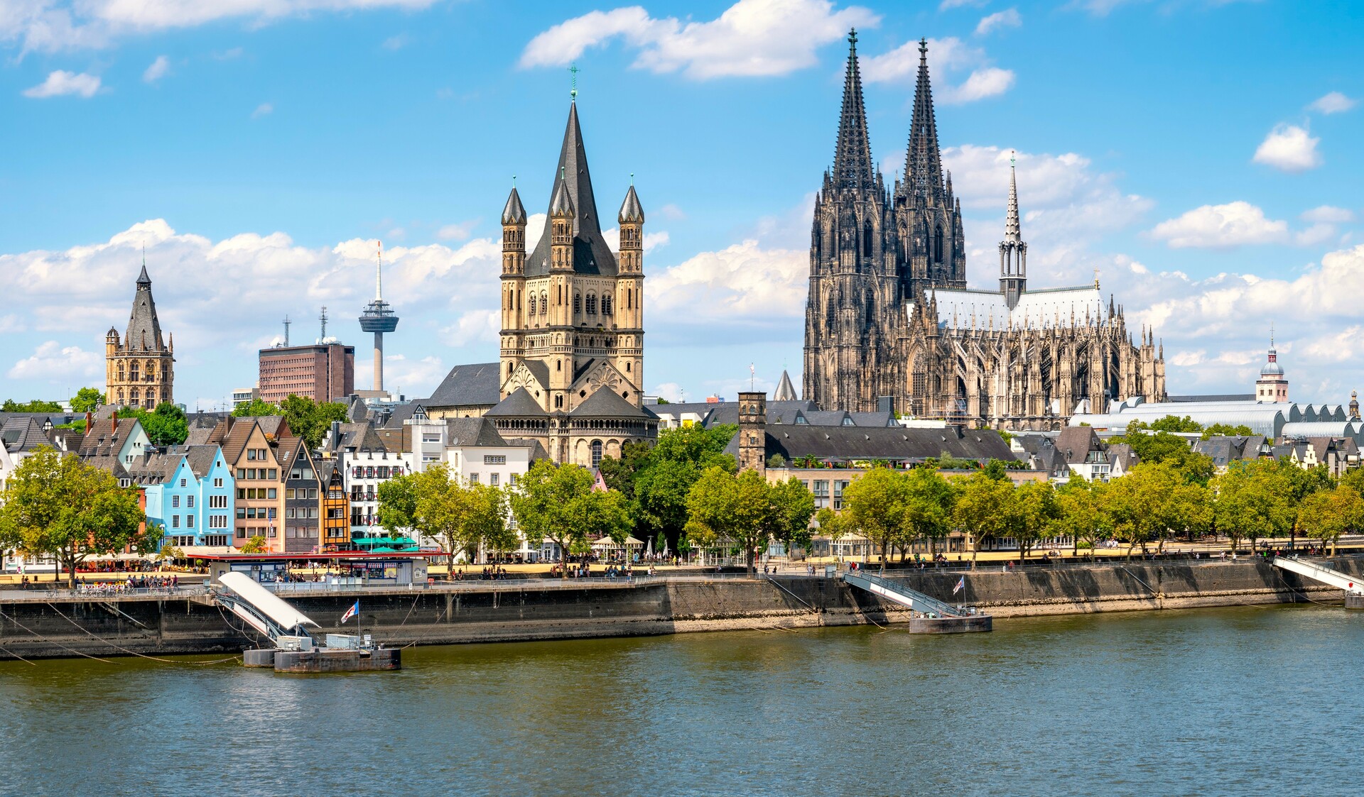 Catedral de Colonia vista desde el río