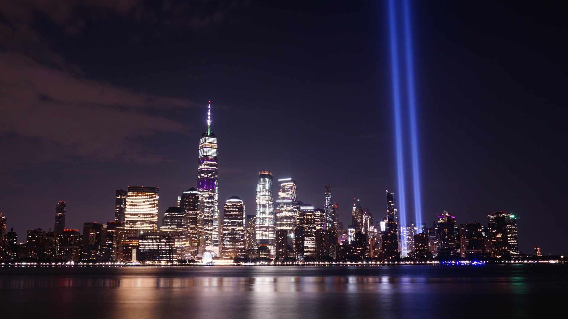 Homenaje en luz del 11-S