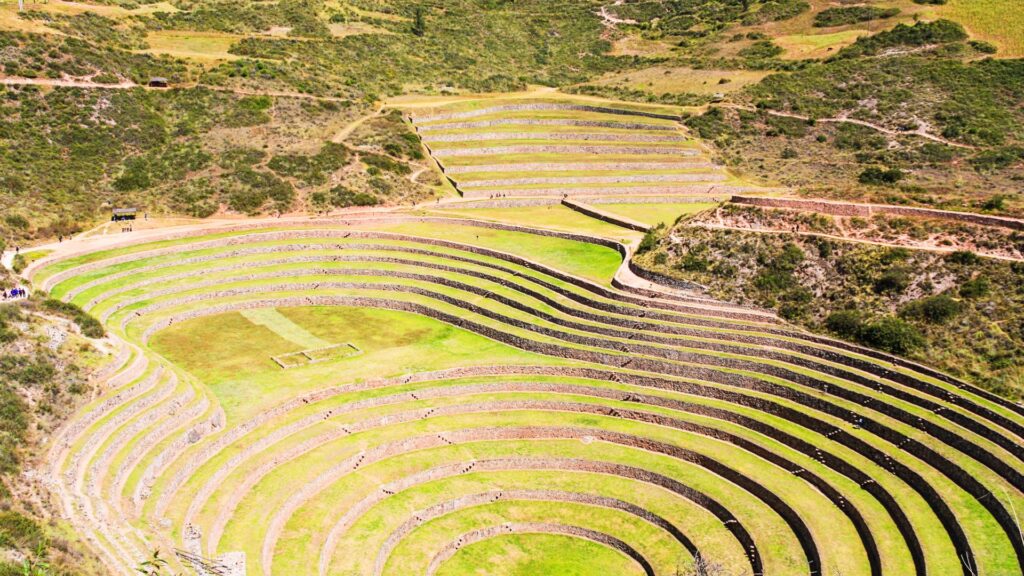 Terrazas de cultivo concéntricas de Moray en el Valle Sagrado