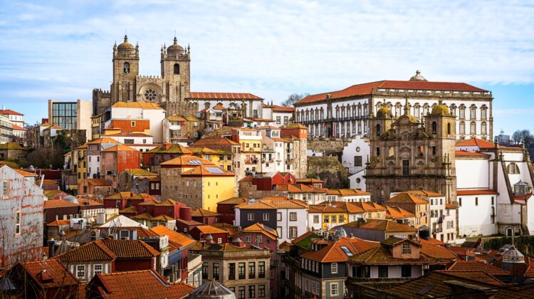Skyline de la Catedral de Oporto