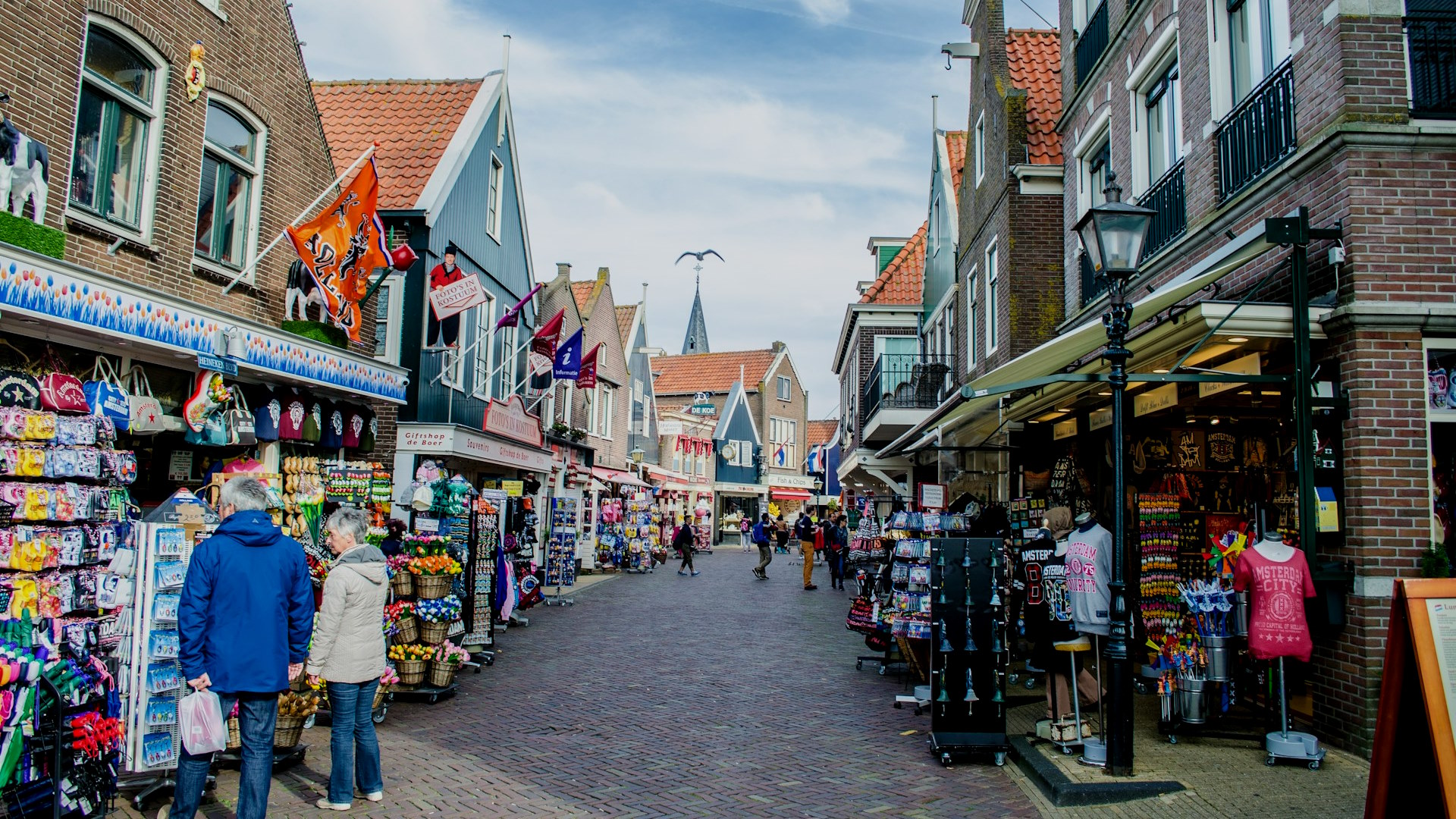 Calle comercial de Volendam