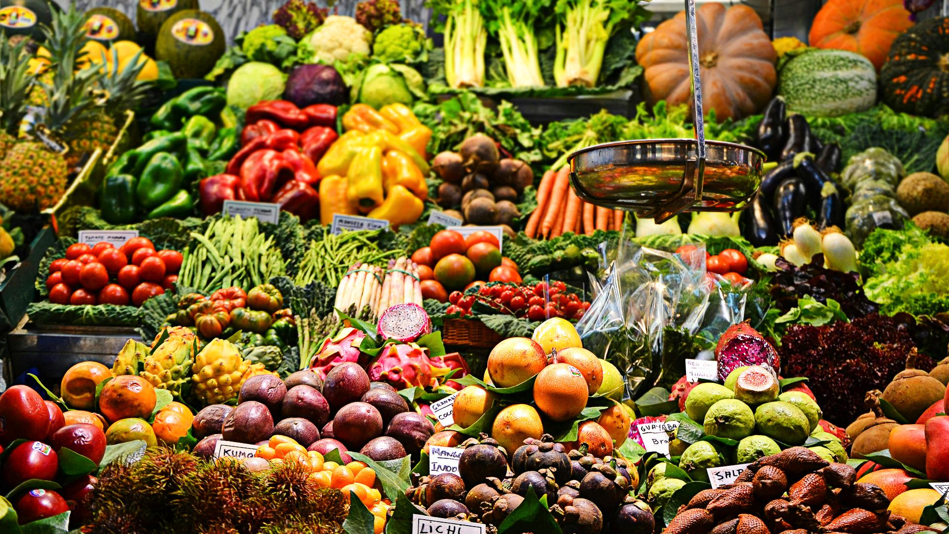 Frutas y verduras en un mercado