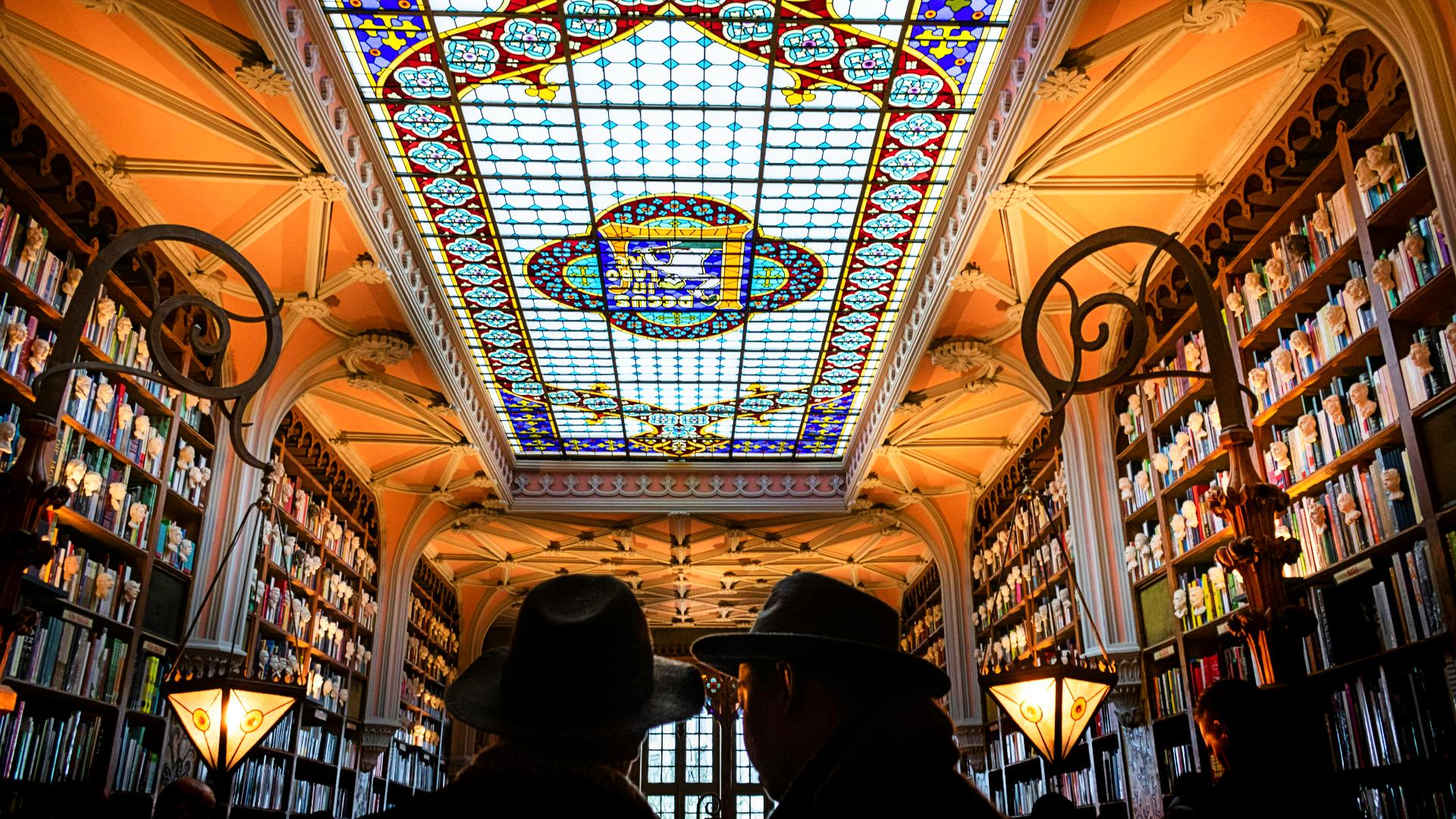 Vitral del techo de Librería Lello