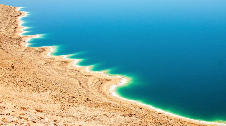 Costa del Mar Muerto en Jordania