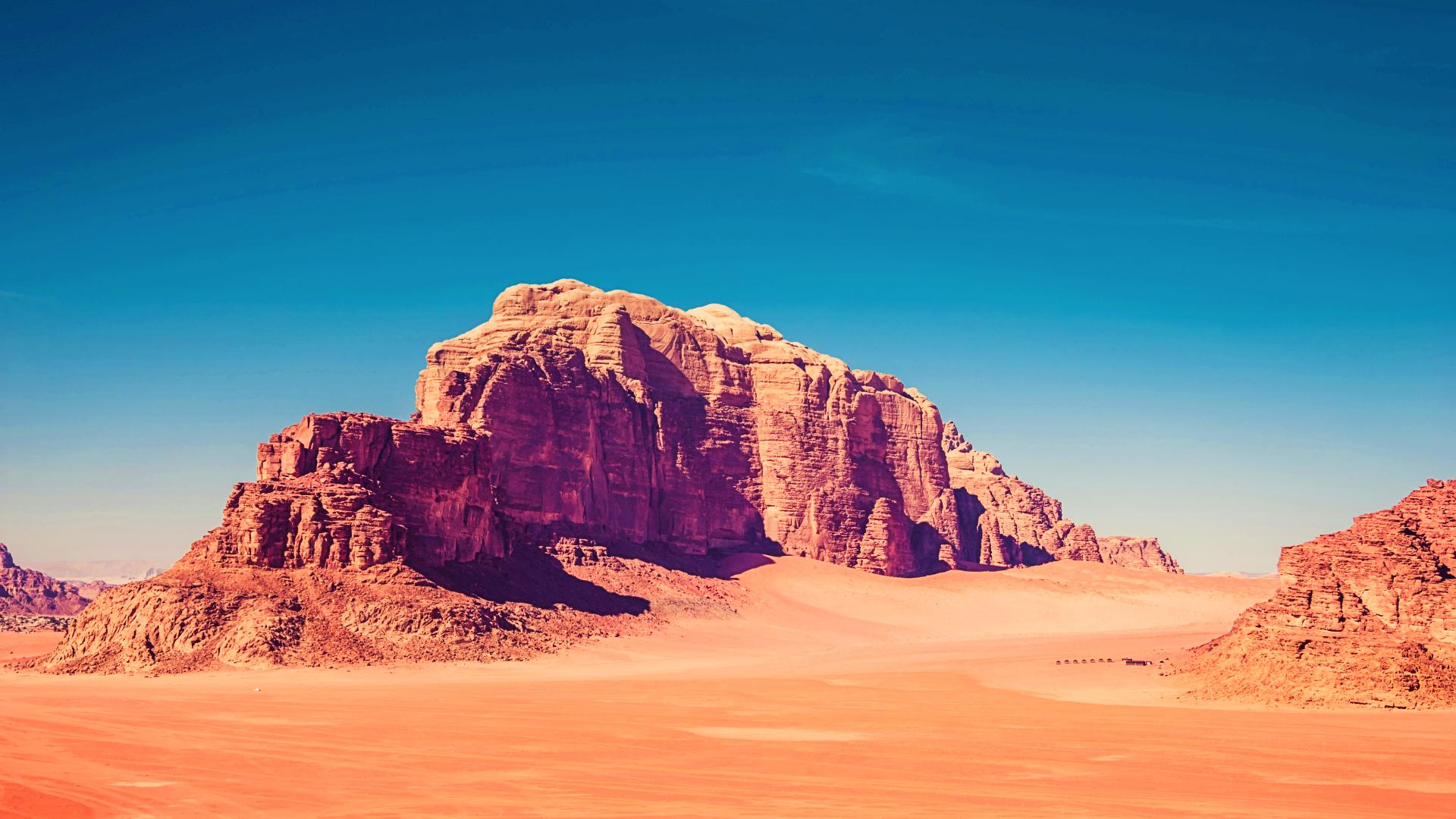 Formación rocosa en el desierto Wadi Rum en Jordania