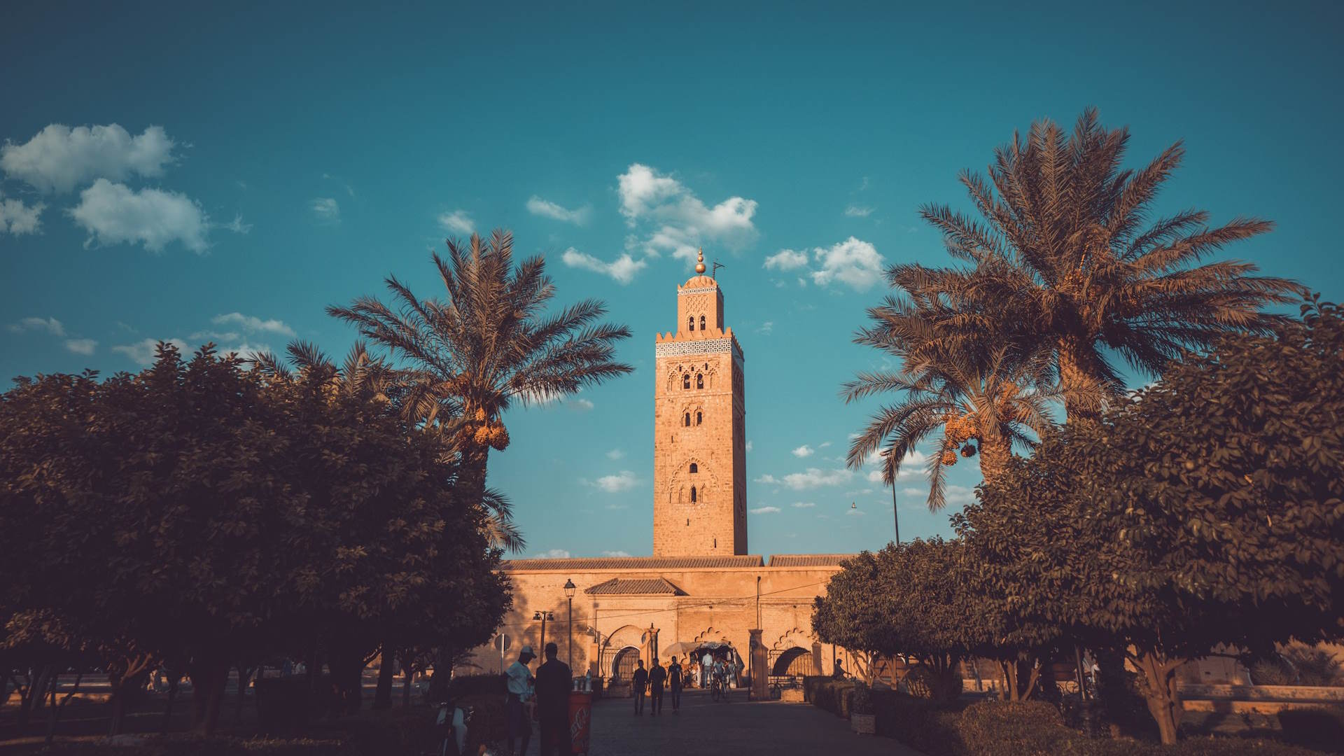 El minarete de 77 metros de la mezquita Koutoubia El minarete de 77 metros de la mezquita Koutoubia