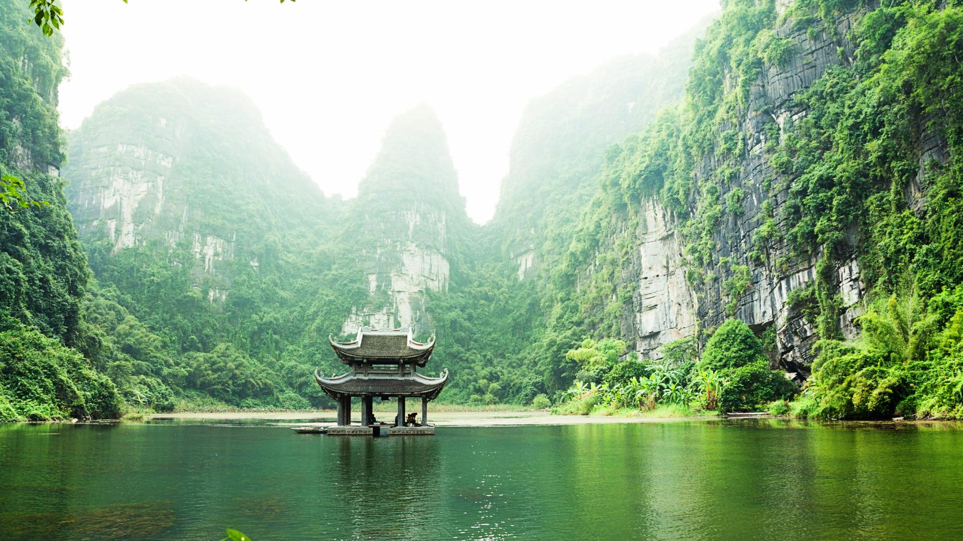 santuario-agua-parque-trang-an Santuario sobre el agua en el Complejo Paisajístico de Trang An en Ninh Binh