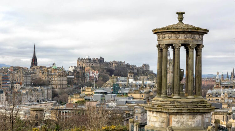 Monumento a Dugald Stewart en Calton Hill
