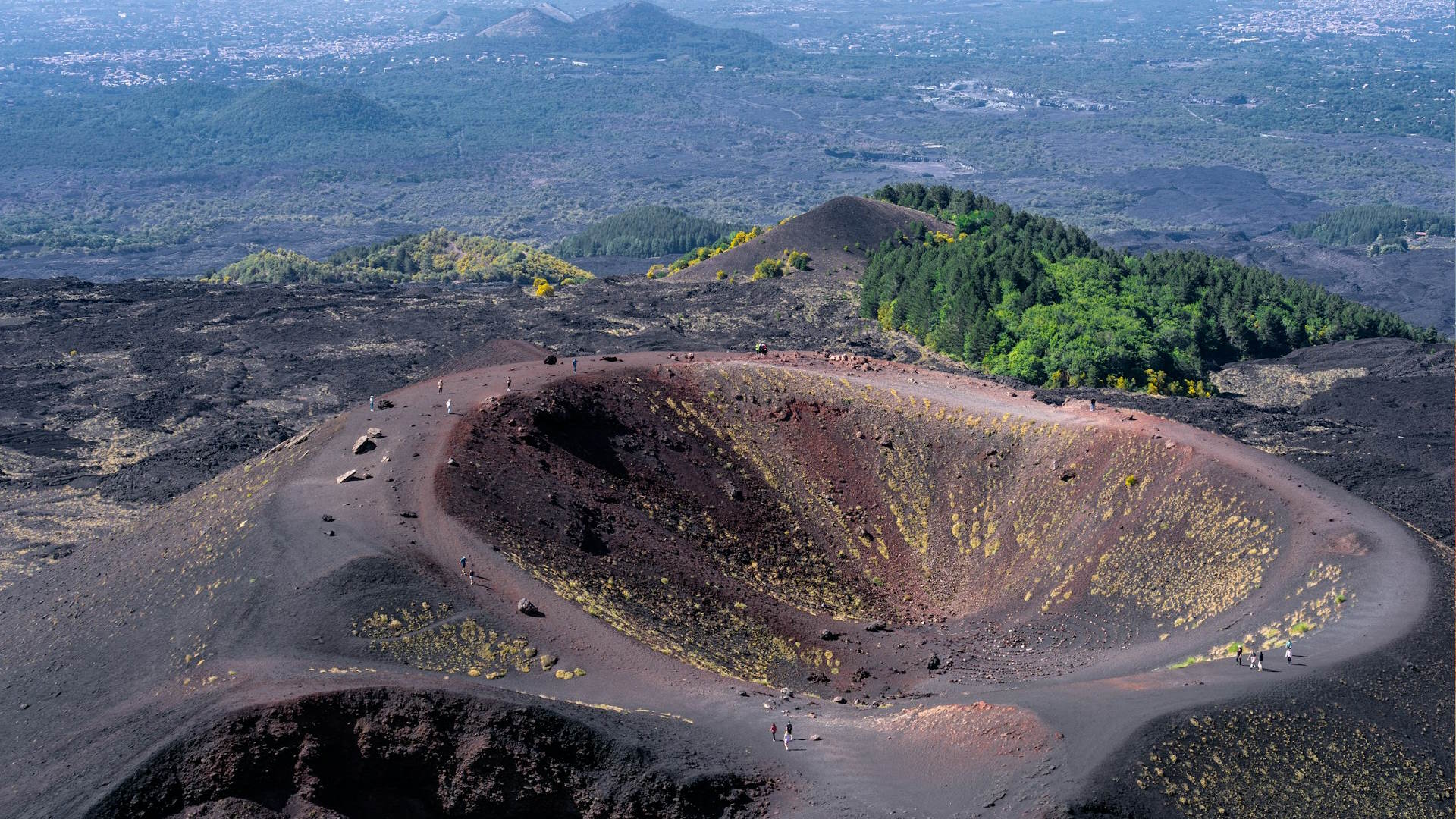 Cráter del volcán Etna Cráter del volcán Etna