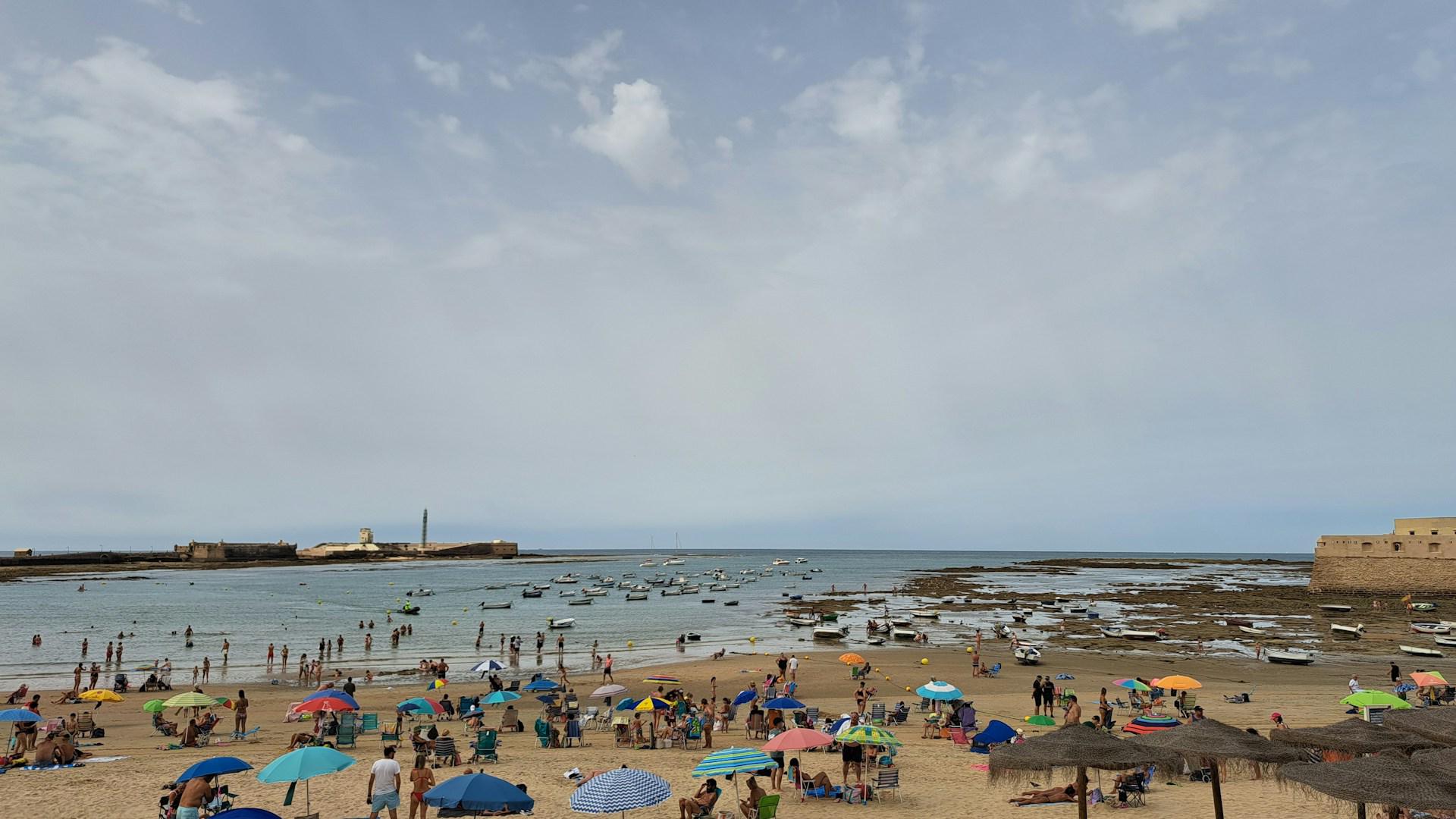 Día de verano en Playa de La Caleta