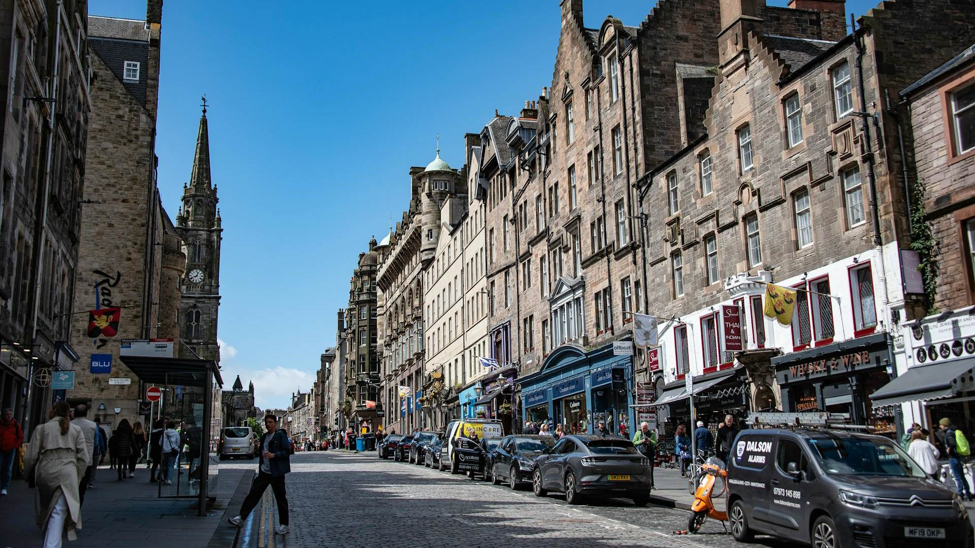 Royal Mile en un día despejado