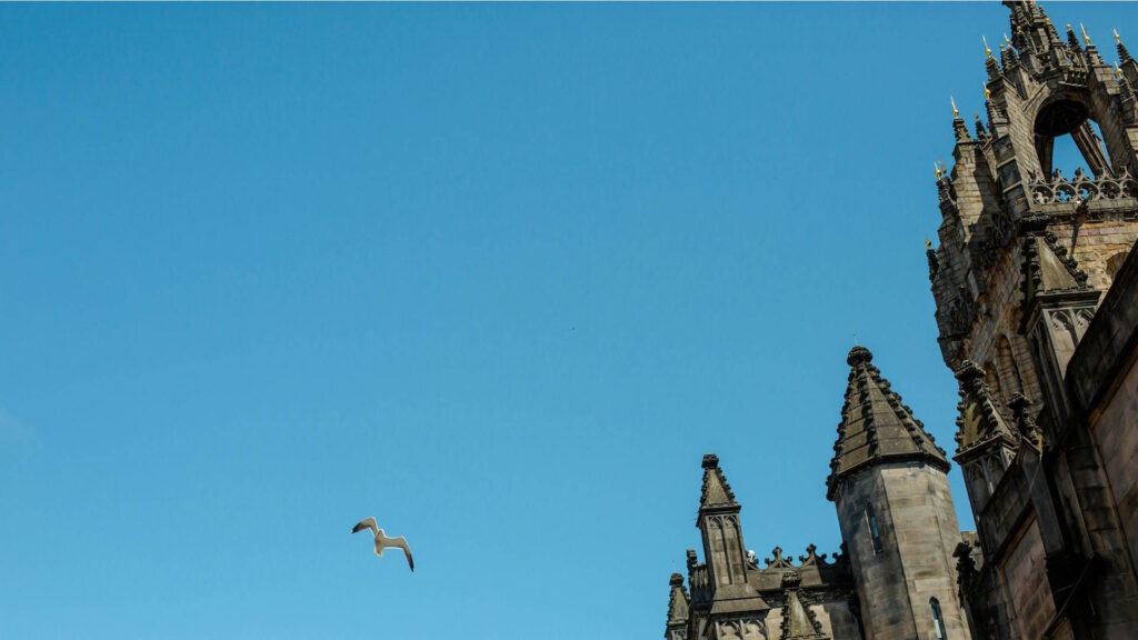 Cielo sobre la Catedral de St Giles