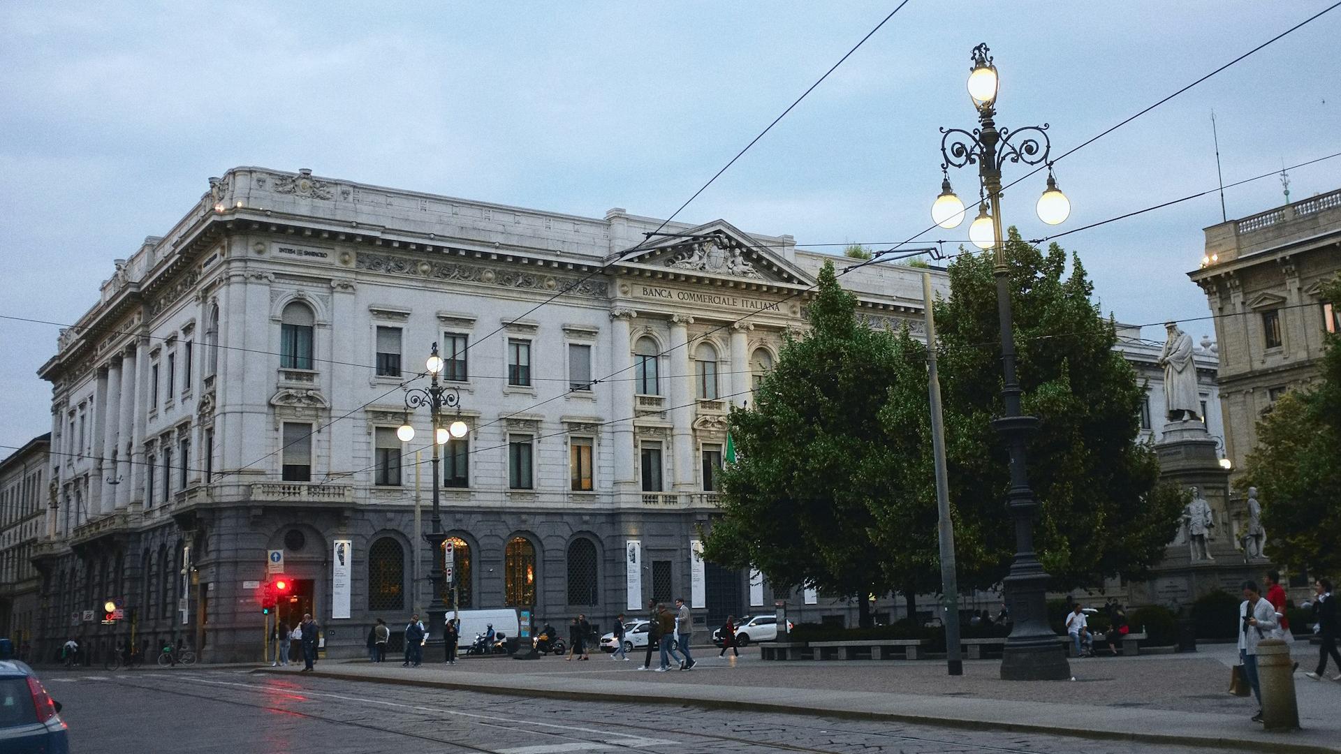 Piazza della Scala