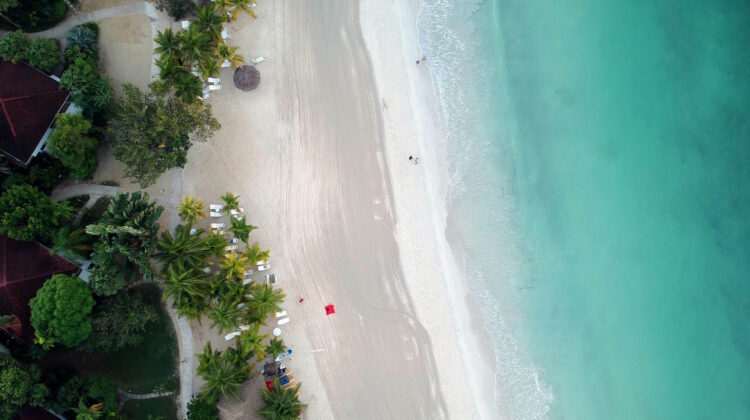 Vista aérea de Negril Seven Mile Beach