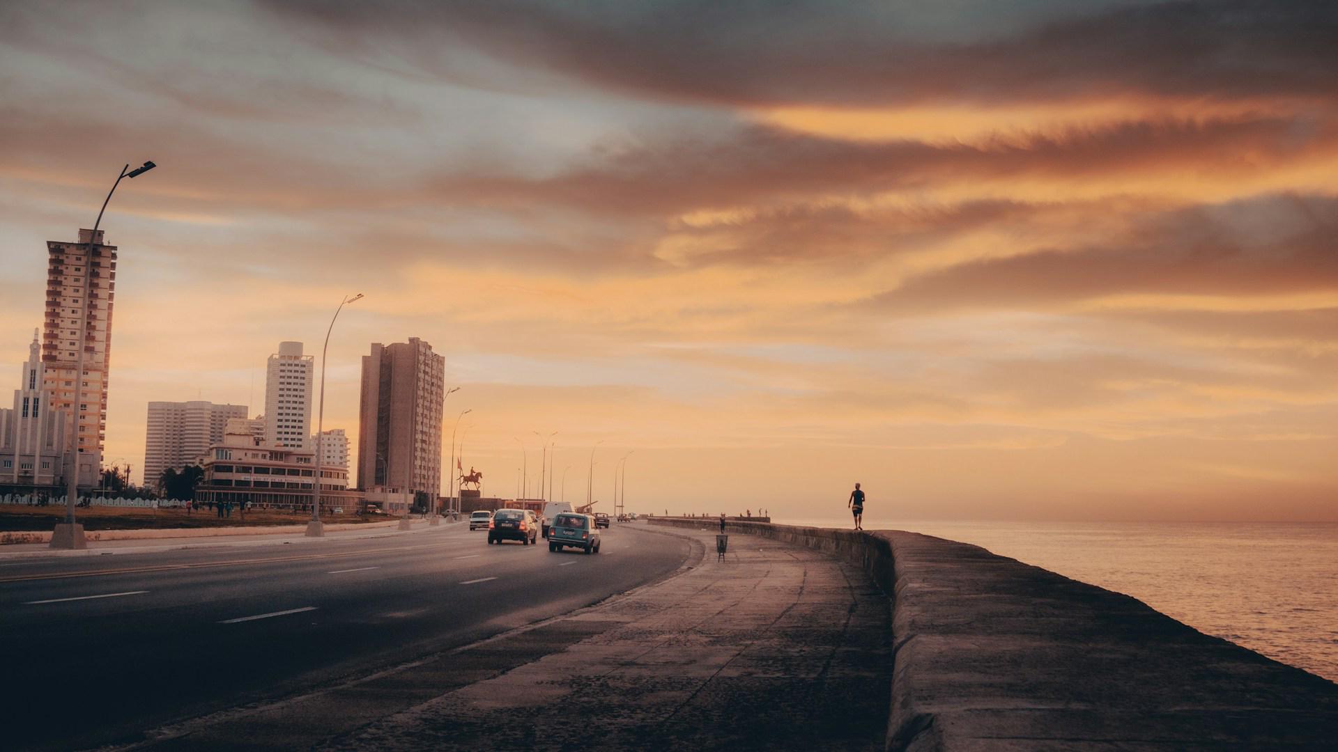 Atardecer en el Malecón